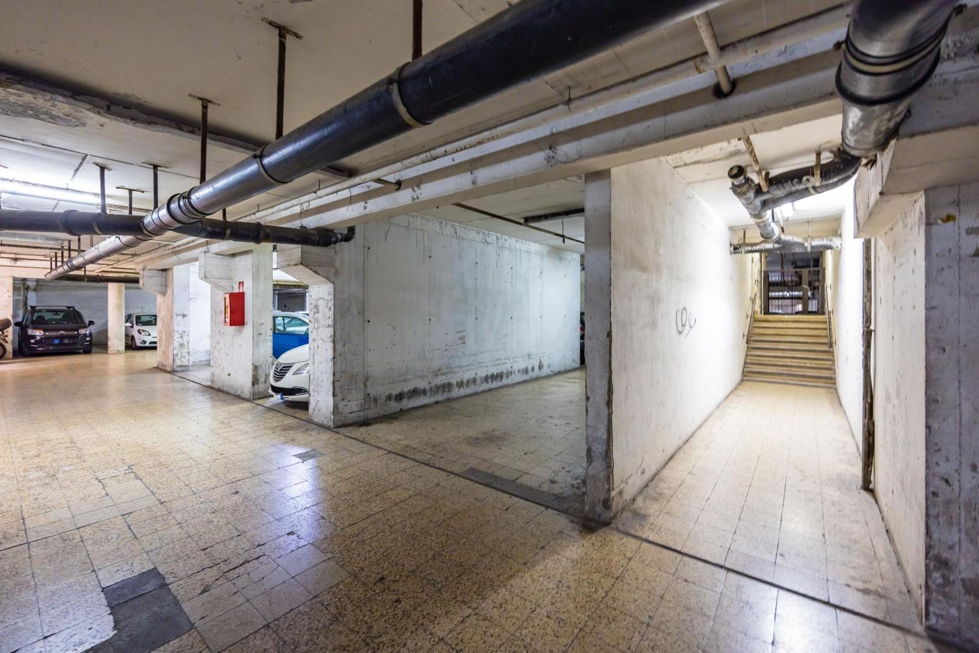 Apartment Casa Kenzo With Parking By Napoliapartments