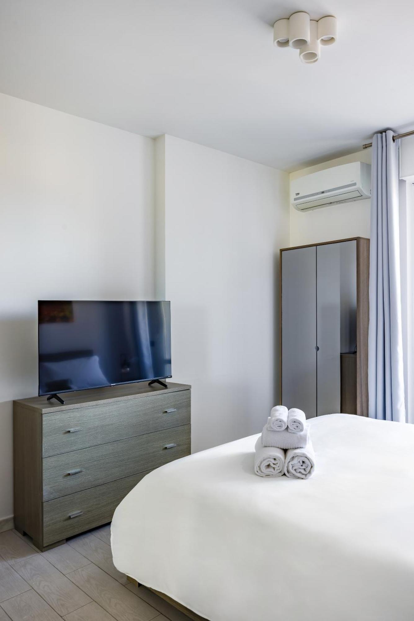 Apartment Casa Kenzo With Parking By Napoliapartments Naples