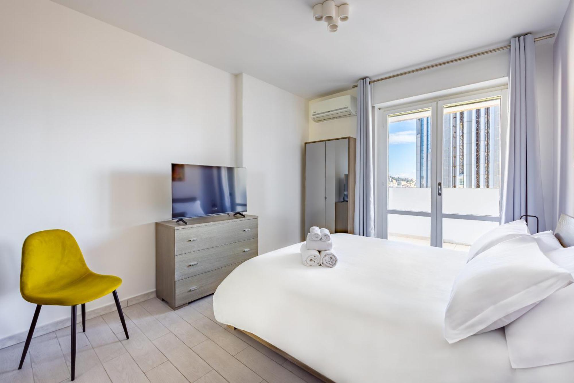 Casa Kenzo With Parking By Napoliapartments *