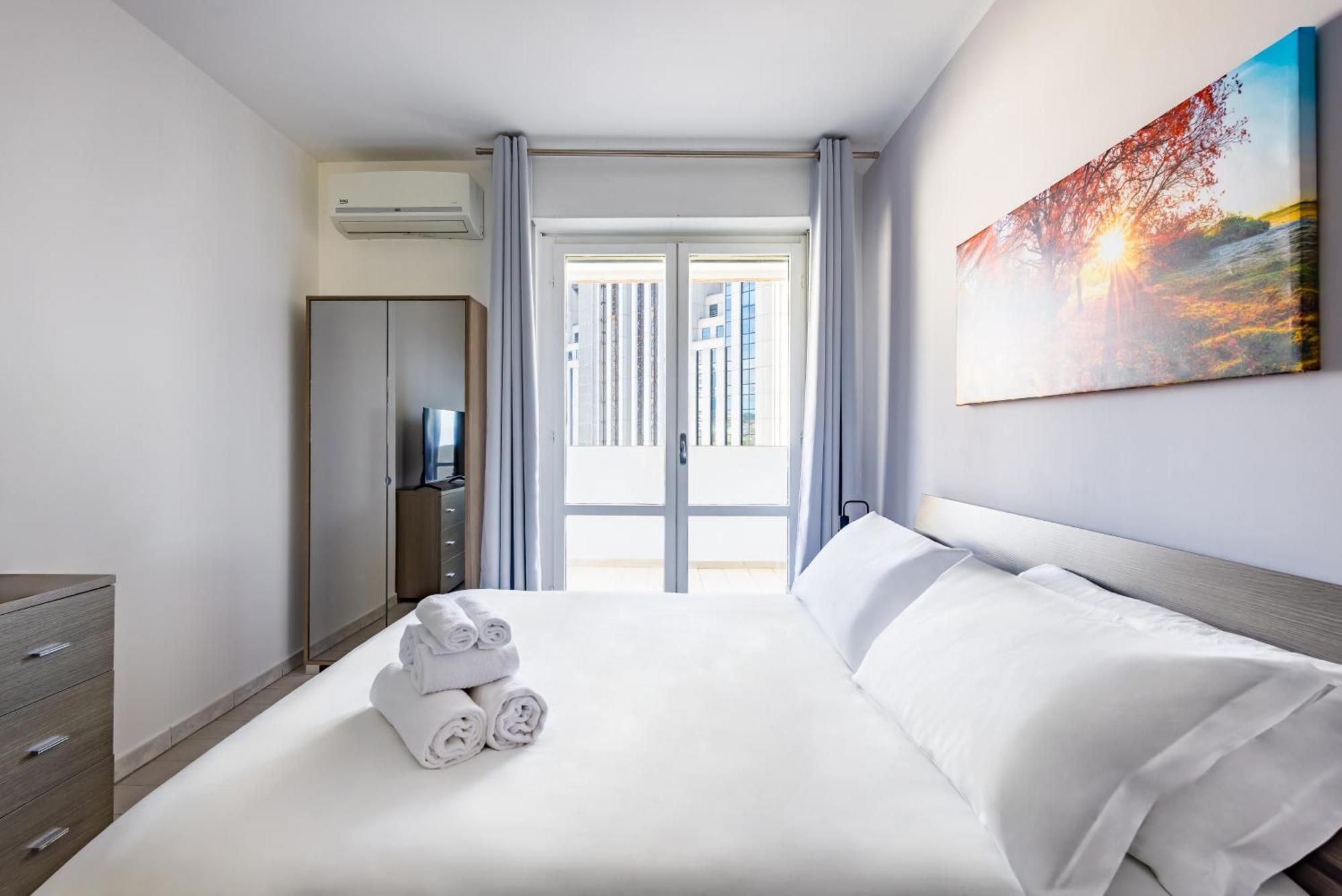 Casa Kenzo With Parking By Napoliapartments Apartment