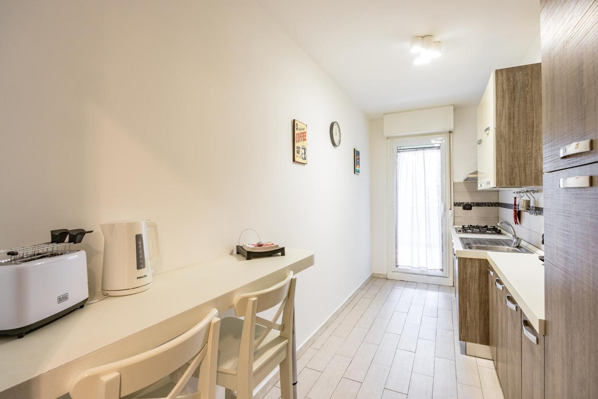 Casa Kenzo With Parking By Napoliapartments * Naples