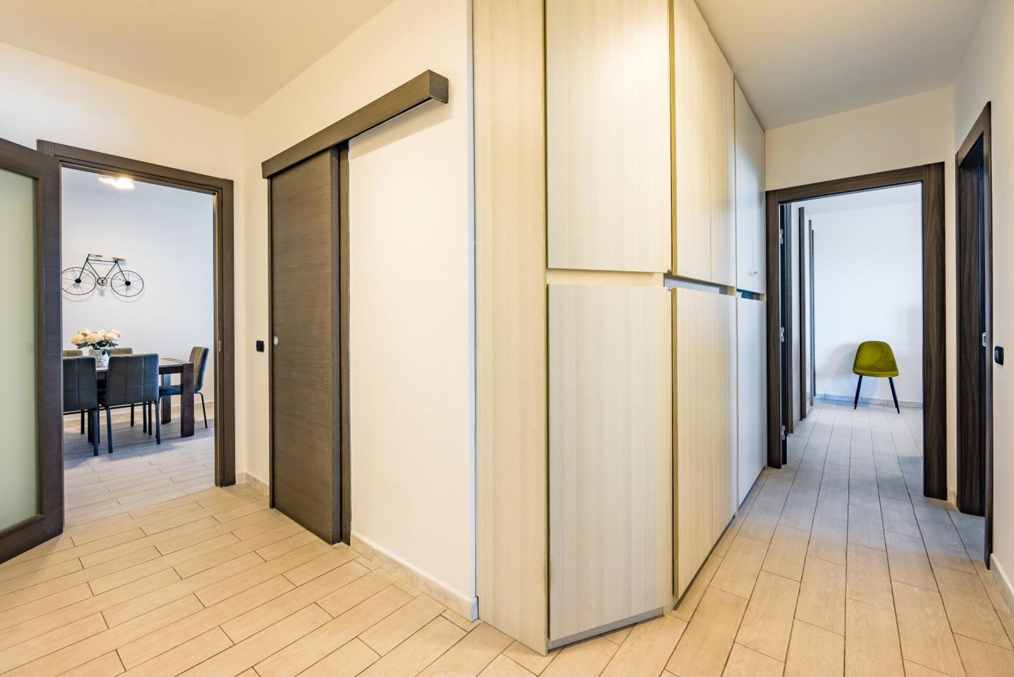 Apartment Casa Kenzo With Parking By Napoliapartments