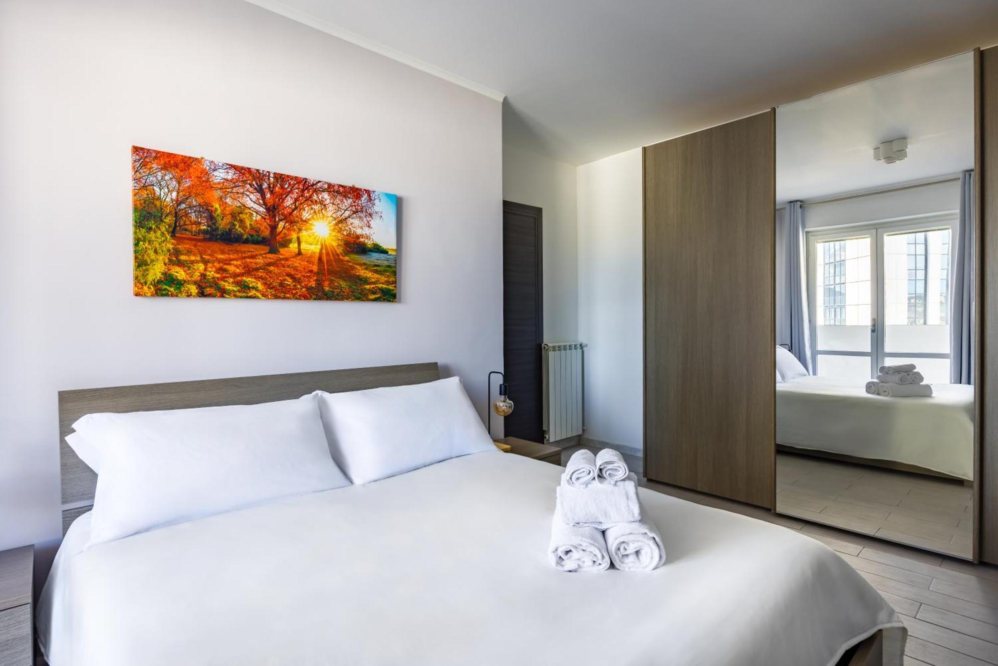 Casa Kenzo With Parking By Napoliapartments * Naples